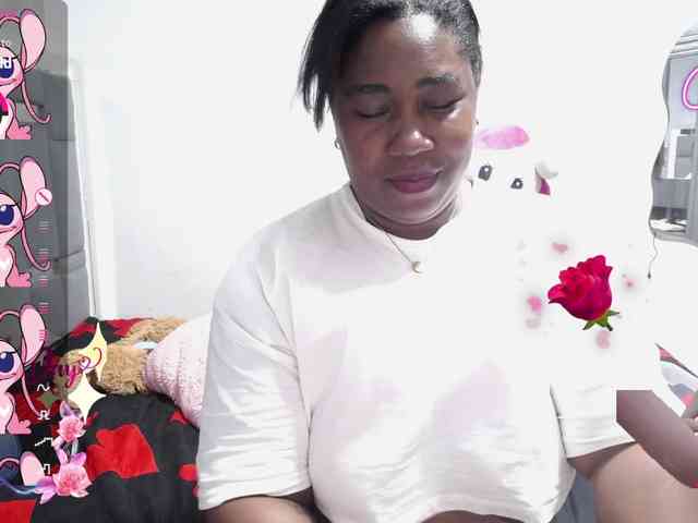 thickebonymilf webcam