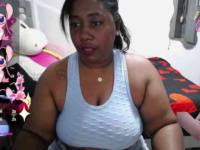thickebonymilf webcam
