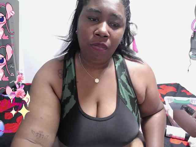 thickebonymilf webcam