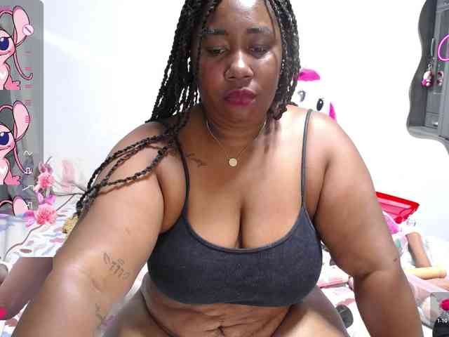 thickebonymilf webcam