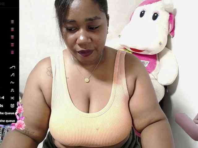 thickebonymilf webcam
