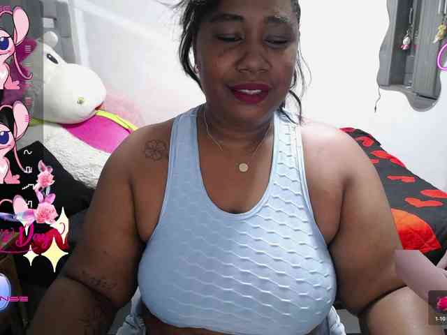 thickebonymilf webcam