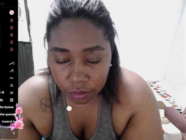 thickebonymilf thickebonymilf