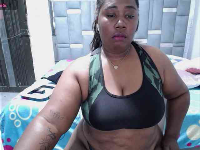 thickebonymilf thickebonymilf