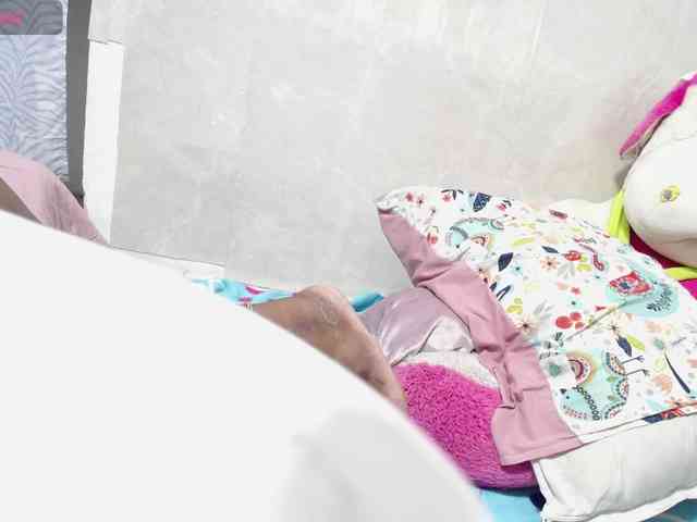 thickebonymilf webcam