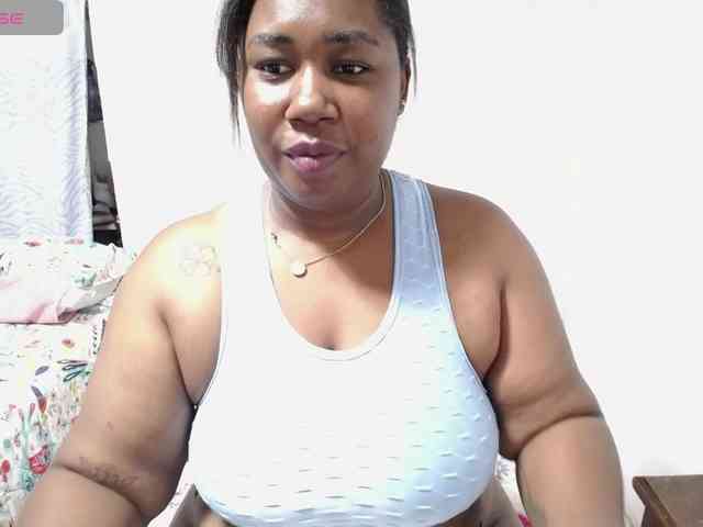 thickebonymilf webcam