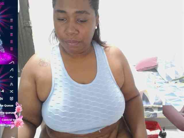 thickebonymilf webcam