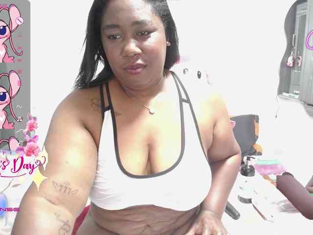 thickebonymilf webcam