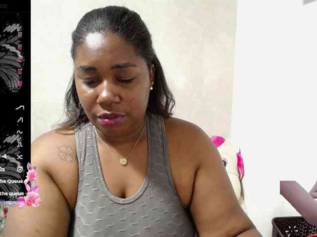 thickebonymilf webcam
