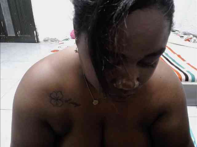 thickebonymilf thickebonymilf