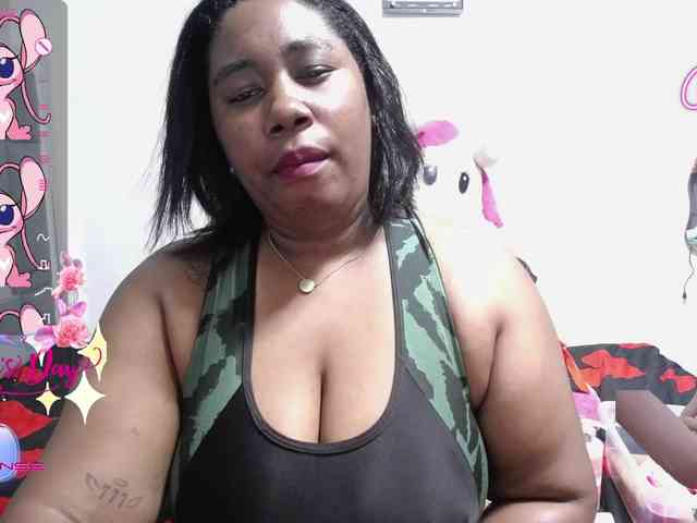 thickebonymilf webcam