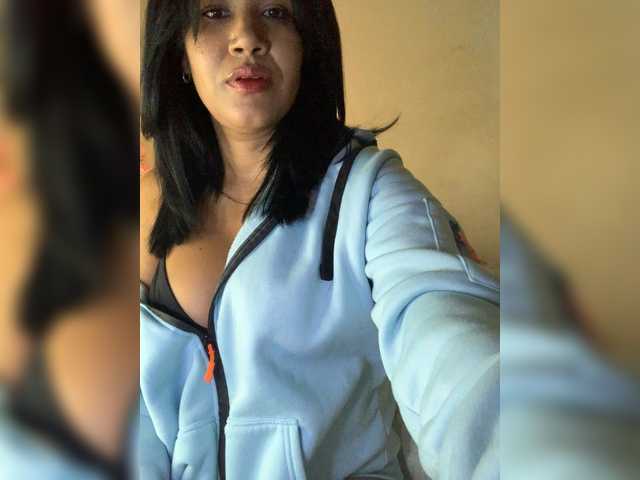 -Milaa-'s BongaCams show and profile