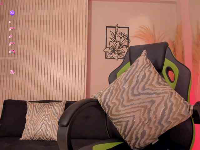 charlotte-Cox charlotte-Cox