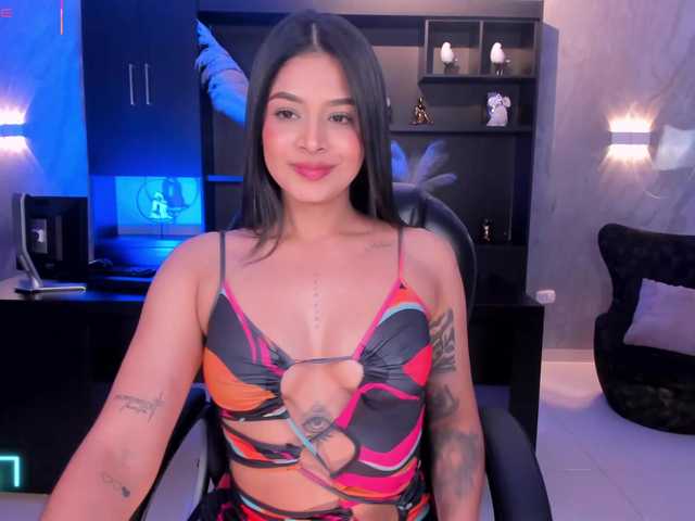 AlyssaDean's BongaCams show and profile