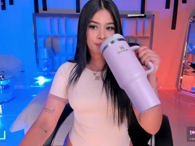 AlyssaDean's BongaCams show and profile