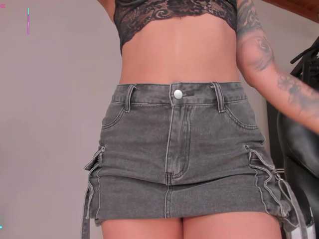 AlyssaDean's BongaCams show and profile