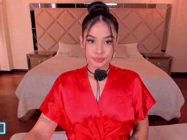 AlyssaDean webcam