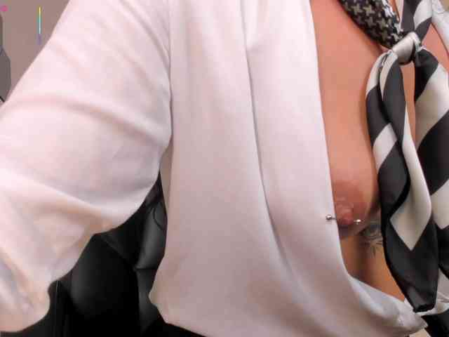 AlyssaDean AlyssaDean