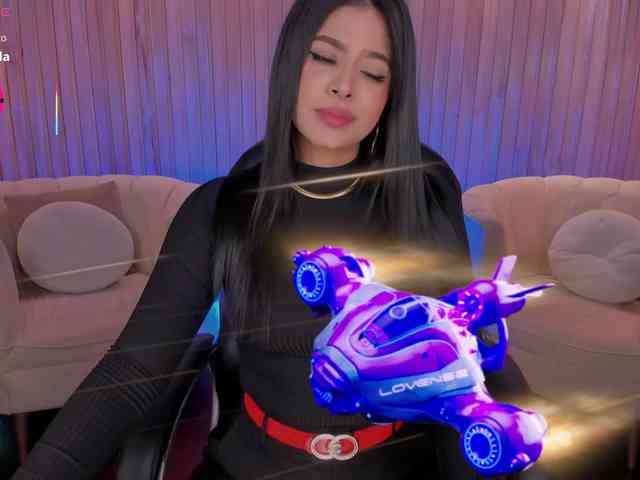 AlyssaDean Live Webcam on BongaCams