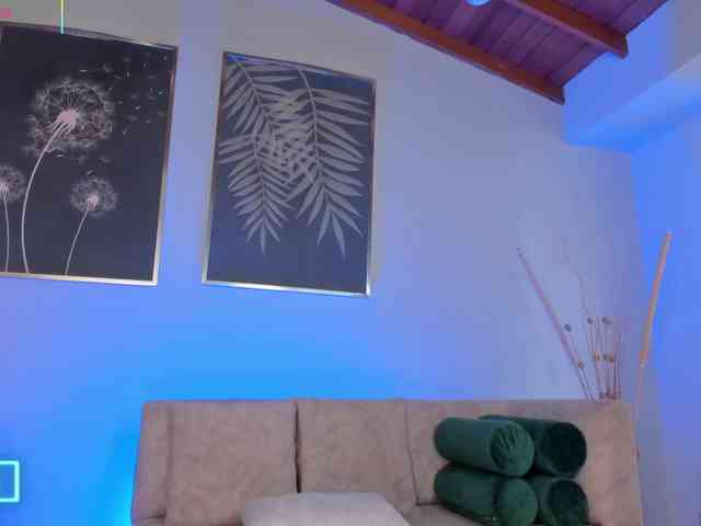 AlyssaDean AlyssaDean