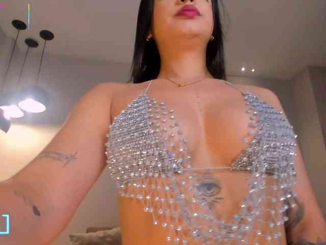 AlyssaDean webcam