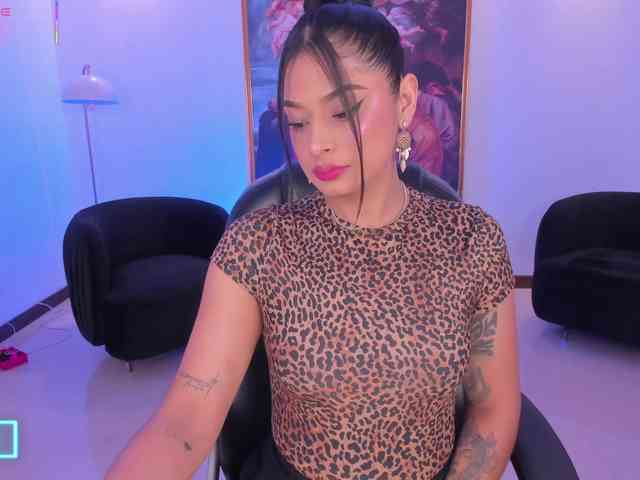 AlyssaDean AlyssaDean