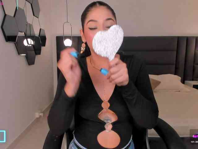 AlyssaDean AlyssaDean