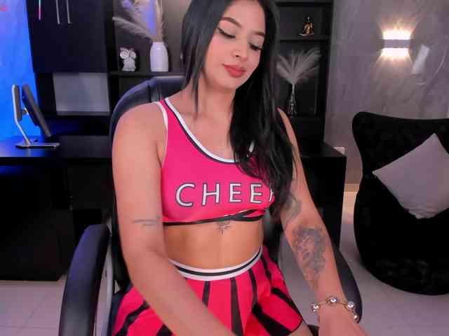 AlyssaDean AlyssaDean