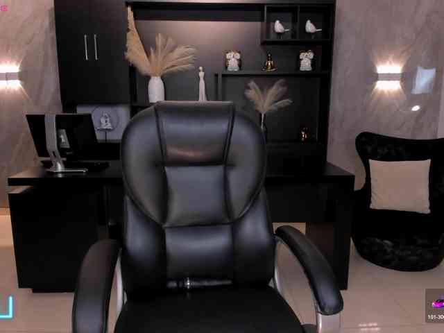 AlyssaDean AlyssaDean