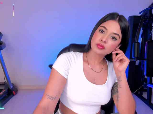 AlyssaDean AlyssaDean