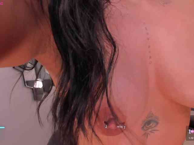 AlyssaDean AlyssaDean