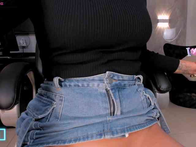 AlyssaDean AlyssaDean