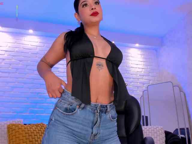 AlyssaDean AlyssaDean