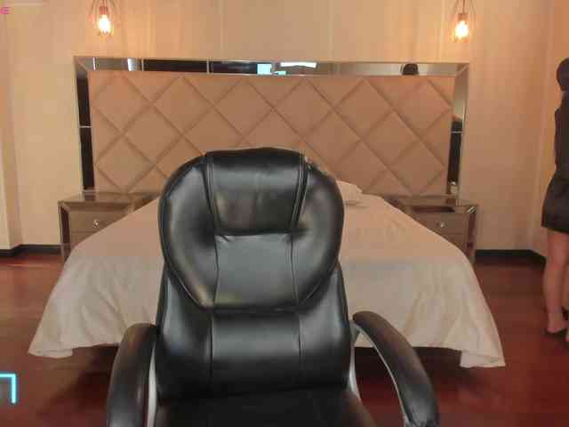 AlyssaDean AlyssaDean