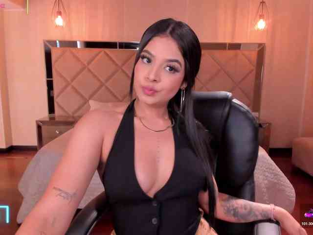 AlyssaDean webcam