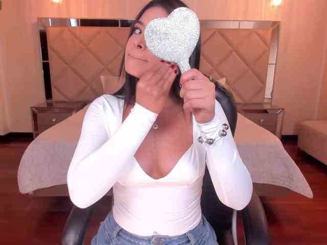 AlyssaDean AlyssaDean