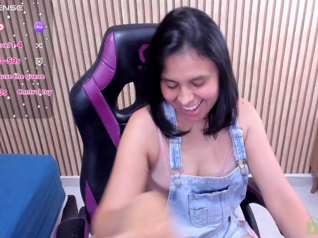 oliviia-love's BongaCams show and profile