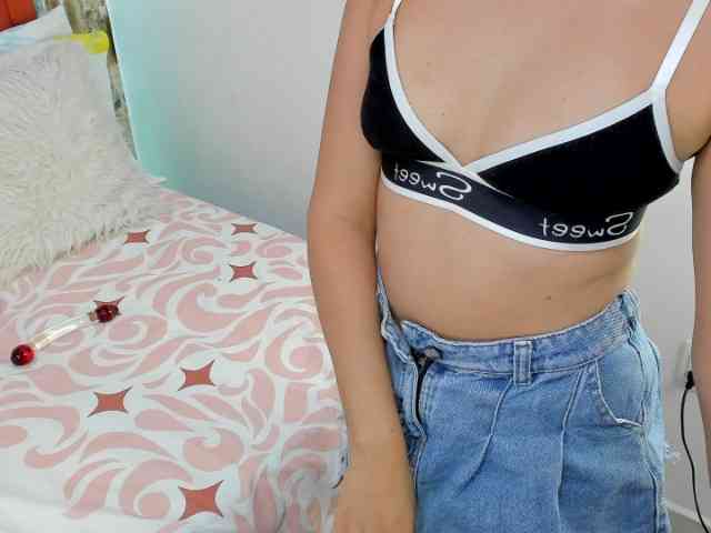 Oliiviia webcam