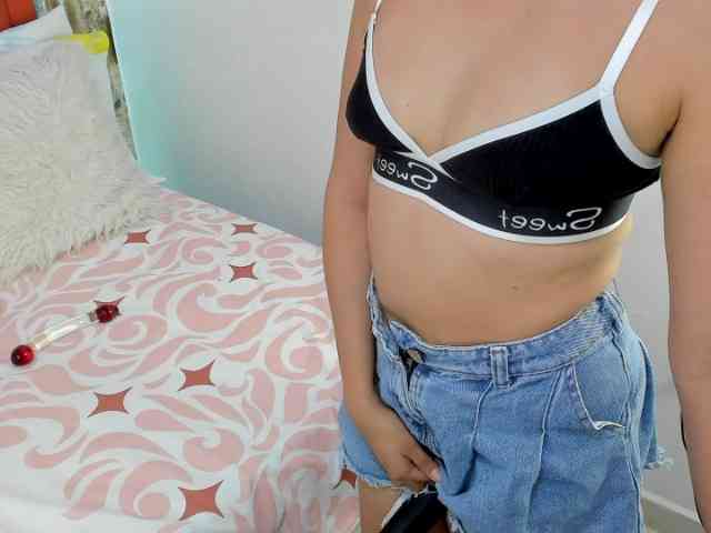 Oliiviia webcam