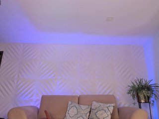 RoxanneHill Porn Show