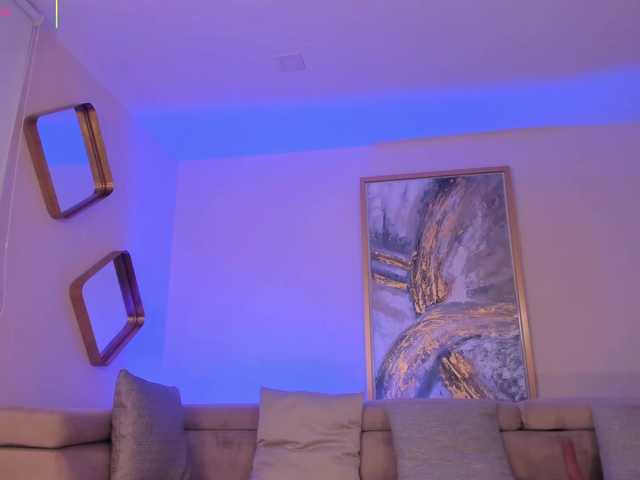 RoxanneHill's BongaCams show and profile