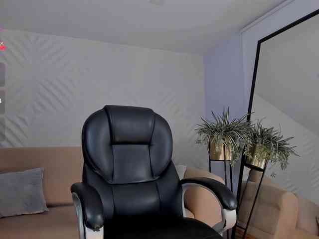 RoxanneHill webcam