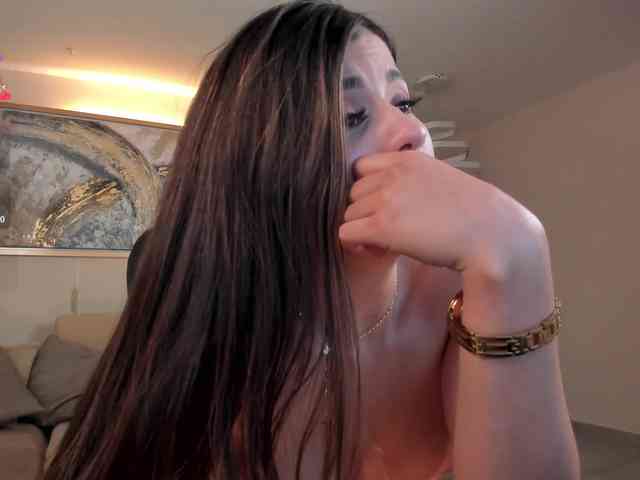 RoxanneHill webcam