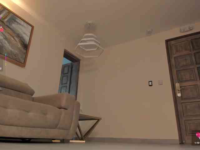 RoxanneHill webcam