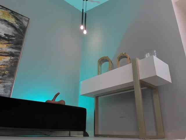 RoxanneHill webcam