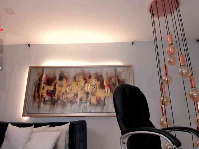 RoxanneHill webcam