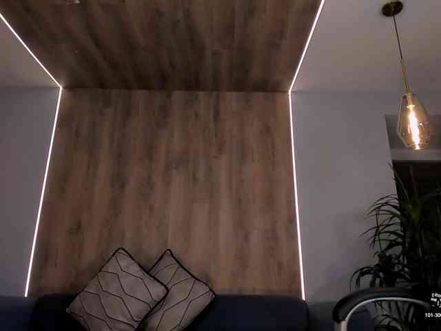 RoxanneHill webcam