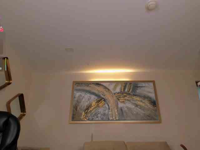 RoxanneHill webcam