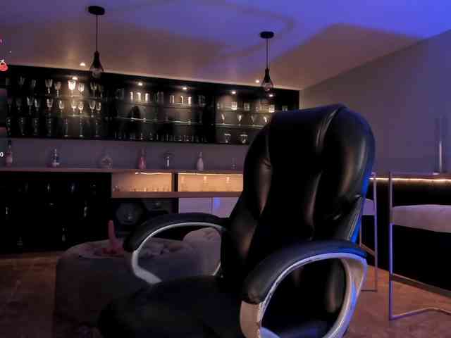 RoxanneHill RoxanneHill