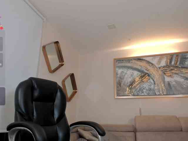 RoxanneHill webcam